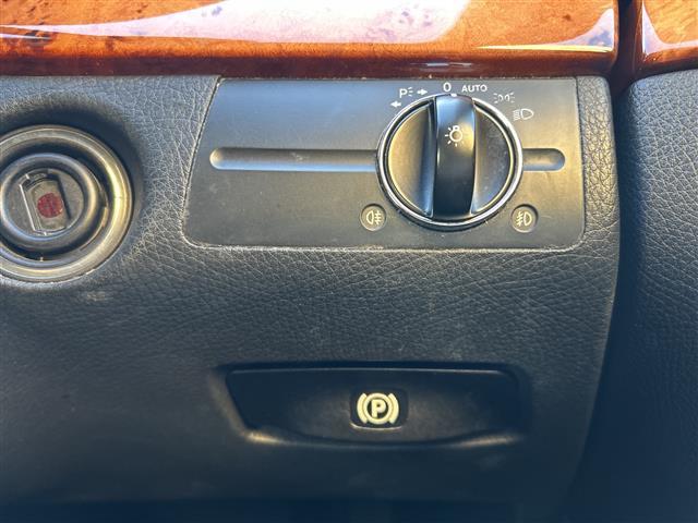 Eクラスステーションワゴン E300 ステーションワゴン ☆社外ナビ(フルセグTV、CD、DVD、Bluetooth)/全席シートヒーター/パワーシート/クルーズコントロール/全席レザーシート/サンルーフ/ルーフレール(14枚目)