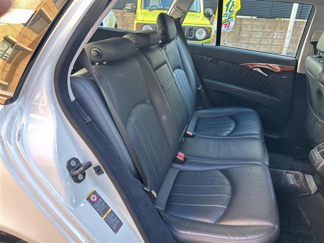 Eクラスステーションワゴン E300 ステーションワゴン ☆社外ナビ(フルセグTV、CD、DVD、Bluetooth)/全席シートヒーター/パワーシート/クルーズコントロール/全席レザーシート/サンルーフ/ルーフレール(22枚目)