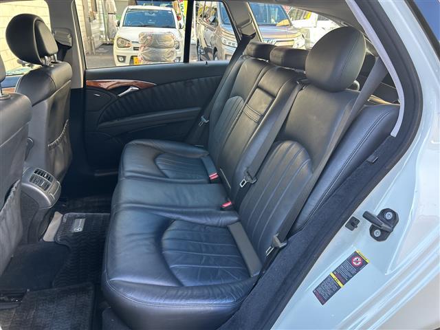Eクラスステーションワゴン E300 ステーションワゴン ☆社外ナビ(フルセグTV、CD、DVD、Bluetooth)/全席シートヒーター/パワーシート/クルーズコントロール/全席レザーシート/サンルーフ/ルーフレール(23枚目)