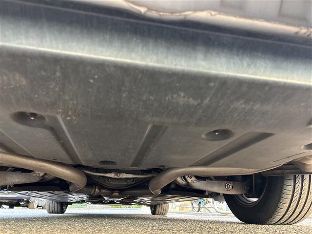 Eクラスステーションワゴン E300 ステーションワゴン ☆社外ナビ(フルセグTV、CD、DVD、Bluetooth)/全席シートヒーター/パワーシート/クルーズコントロール/全席レザーシート/サンルーフ/ルーフレール(26枚目)