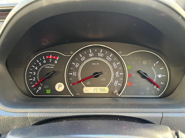 ヴォクシー X 純正ナビ(ワンセグTV、CD、Bluetooth)/片側パワースライド/電動格納ミラー/レーンアシスト/横滑り防止/衝突軽減ブレーキ/ETC/デジタルルームミラー(2枚目)