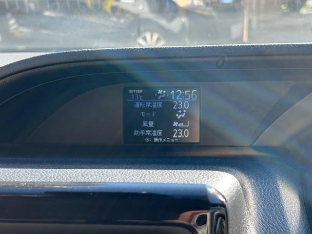 ヴォクシー X 純正ナビ(ワンセグTV、CD、Bluetooth)/片側パワースライド/電動格納ミラー/レーンアシスト/横滑り防止/衝突軽減ブレーキ/ETC/デジタルルームミラー(11枚目)