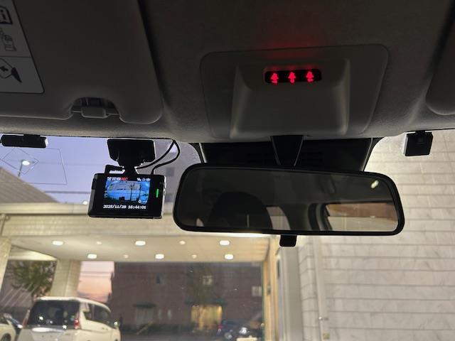 ライズ Z 純正ナビ(フルセグ・DVD・CD・SD・Bluetooth・FM・AM)バックカメラ/前後ドライブレコーダー/レーダークルーズコントロール/衝突軽減ブレーキ/シートヒーター/ETC/純正ドアバイザー(8枚目)