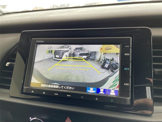 フィット ホーム　ワンオーナー　ＨｏｎｄａＳＥＮＳＩＮＧ　純正Ｇａｔｈｅｒｓナビ　Ｂｌｕｅｔｏｏｔｈオーディオ　バックカメラ　ハーフレザーシート　ＥＴＣ　ドラレコ　　ＬＥＤヘッドライトアダプティブクルーズコントロール（5枚目）