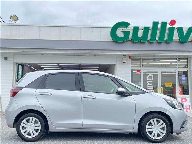 フィット ホーム　ワンオーナー　ＨｏｎｄａＳＥＮＳＩＮＧ　純正Ｇａｔｈｅｒｓナビ　Ｂｌｕｅｔｏｏｔｈオーディオ　バックカメラ　ハーフレザーシート　ＥＴＣ　ドラレコ　　ＬＥＤヘッドライトアダプティブクルーズコントロール（30枚目）