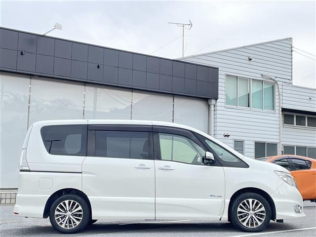 セレナ ハイウェイスター Vセレ+セーフティII SHV(32枚目)