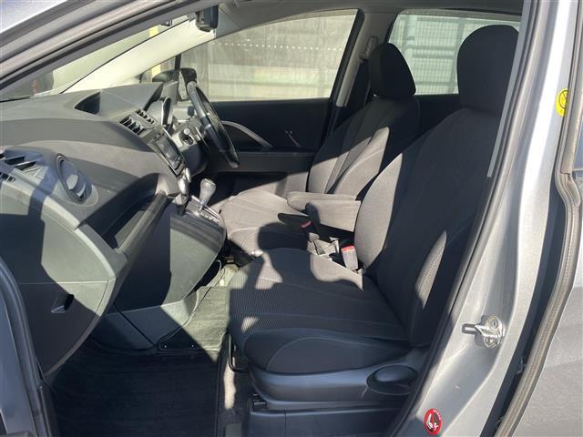 気になる車はすぐにお問い合わせください！画面右側の００６６から始まる無料ダイヤルからお問い合わせ下さい！専門スタッフがお車のご質問にお答えいたします！