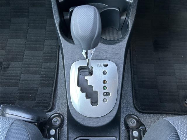 ヴィッツ F スマイルエディション(22枚目)