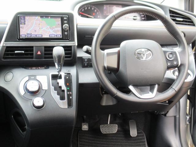 シエンタ G トヨタセーフティセンス アイドリングストップ 禁煙車 フォグ 両側Pスライド SDナビTVフルセグ CDDVD再生Mサーバー Bluetooth Bモニター ナビ連動ETC ドラレコ 16AW 記録簿(13枚目)