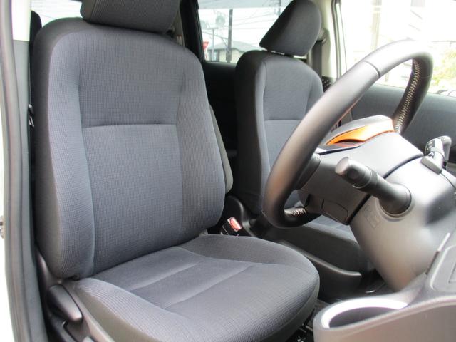 シエンタ G トヨタセーフティセンス アイドリングストップ 禁煙車 フォグ 両側Pスライド SDナビTVフルセグ CDDVD再生Mサーバー Bluetooth Bモニター ナビ連動ETC ドラレコ 16AW 記録簿(16枚目)