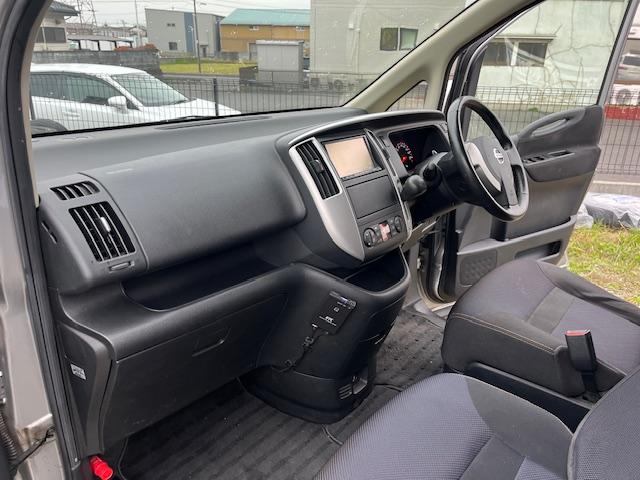 セレナ ハイウェイスター TVナビ ETC バックカメラ HID FOG BLUETOOTH 両側自動ドア アルミ 8人乗り スペアキーあり(6枚目)