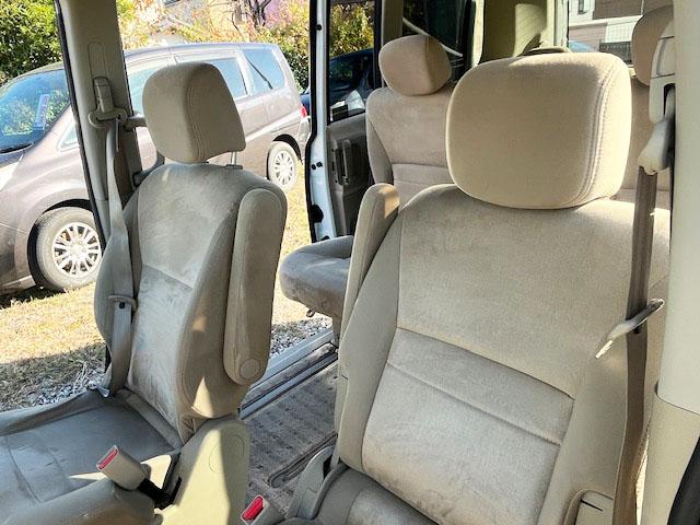 セレナ ２０Ｇ　ＴＶナビ　ＥＴＣ　ＦＯＧ　バックカメラ　両側自動ドア　８人乗り　ＢＬＵＥＴＯＯＴＨ　アルミ付き　キーレス　スペアキーあり　記録簿あり（19枚目）