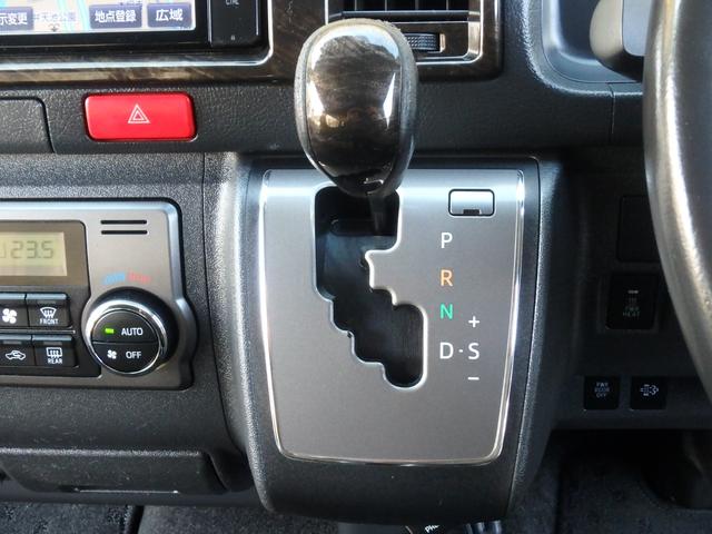 ハイエースバン スーパーＧＬ　ダークプライム　５型　軽油　４ＷＤ　寒冷地　セーフティセンス　Ｗパワスラ　ＬＥＤライト　スマートキー２個　ＳＤナビＴＶ　Ｂカメ　ＥＴＣ２．０　フリップＤモニター　ＷエアＢ　ＡＣ１００Ｖ　ドラレコ　ステアリングスイッチ（63枚目）