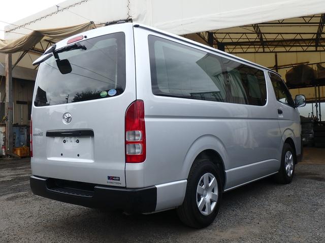 レジアスエースバン ＤＸ　５型　軽油　２８００ｃｃターボ　２ＷＤ　６速ＡＴ　９人　セーフティセンス　ＶＳＣ＆ＴＲＣ　リアＡＣ＆ヒーター　ＳＤナビＴＶ　ＥＴＣ　ドライブレコーダー　キーレスキー　イモビライザー（2枚目）