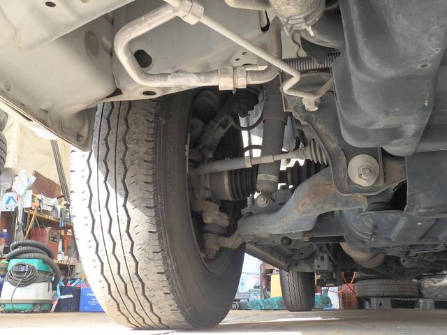 ハイエースバン スーパーGL ダークプライム 5型 軽油 4WD TSS LEDライト スマートキー2個 WエアB AC100V ステアリングスイッチ SDナビTV Bカメラ ETC Dインナーミラー ドラレコ USBポート イモビライザー(71枚目)