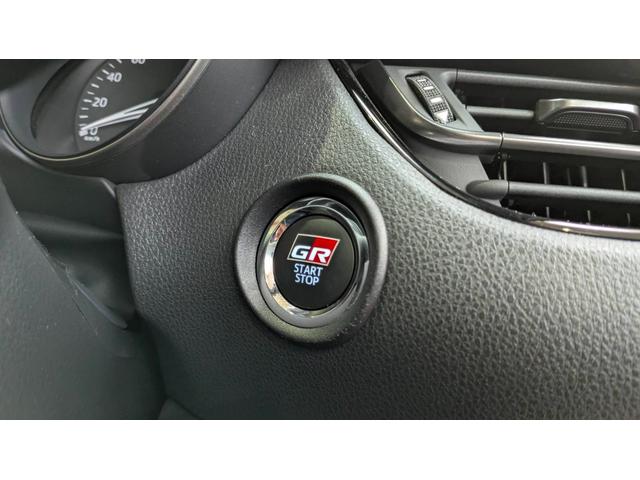 Ｃ－ＨＲ Ｓ　ＧＲスポーツ　ＯＰ１９ＡＷ　ドレスアップマフラー　ナビ　アラウンドビューモニター　ディスプレイオーディオ　シートヒーター　ＥＴＣ２．０　ＵＳＢ（16枚目）