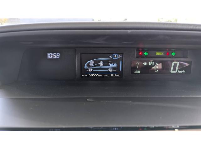 TOYOTA PRIUS ALPHA S TOURING SELECTION GS