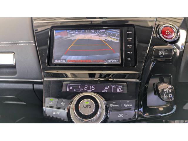 TOYOTA PRIUS ALPHA S TOURING SELECTION GS