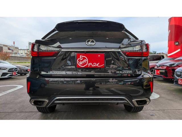 ＲＸ ＲＸ２００ｔ　Ｆスポーツ　ワンオーナー　サンルーフ　赤レザーパワーシートエアコン　３眼ＬＥＤ　ナビＴＶバックカメラ　パワーバックドア　ＥＴＣ２．０　ステアリングヒーター　ＨＵＤ（8枚目）