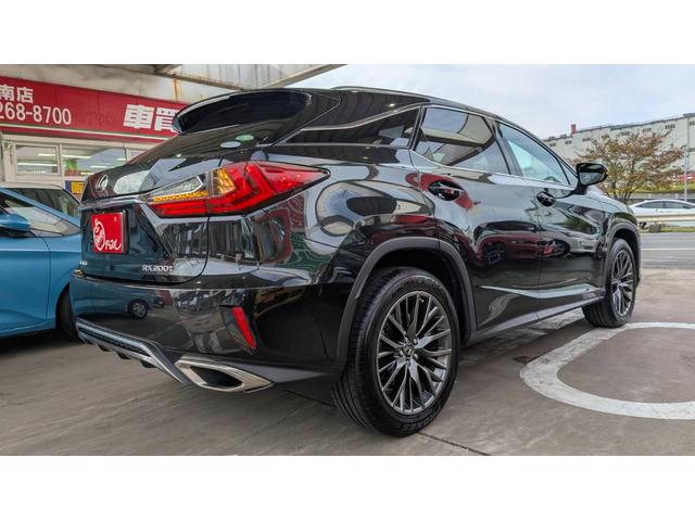 ＲＸ ＲＸ２００ｔ　Ｆスポーツ　ワンオーナー　サンルーフ　赤レザーパワーシートエアコン　３眼ＬＥＤ　ナビＴＶバックカメラ　パワーバックドア　ＥＴＣ２．０　ステアリングヒーター　ＨＵＤ（10枚目）