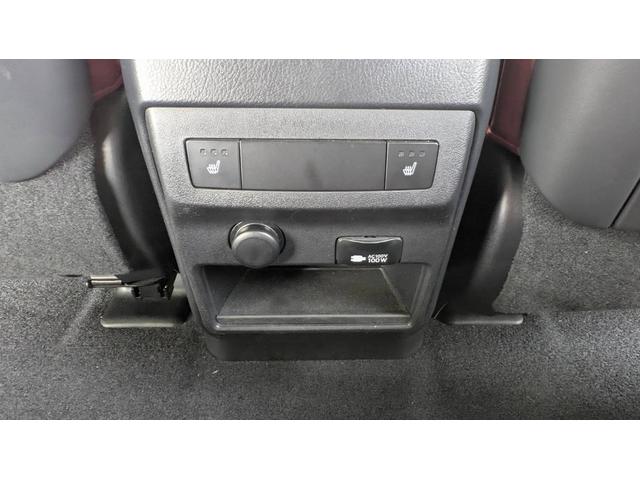 ＲＸ ＲＸ２００ｔ　Ｆスポーツ　ワンオーナー　サンルーフ　赤レザーパワーシートエアコン　３眼ＬＥＤ　ナビＴＶバックカメラ　パワーバックドア　ＥＴＣ２．０　ステアリングヒーター　ＨＵＤ（20枚目）