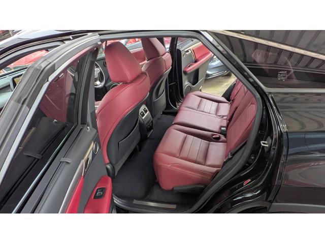 ＲＸ ＲＸ２００ｔ　Ｆスポーツ　ワンオーナー　サンルーフ　赤レザーパワーシートエアコン　３眼ＬＥＤ　ナビＴＶバックカメラ　パワーバックドア　ＥＴＣ２．０　ステアリングヒーター　ＨＵＤ（24枚目）