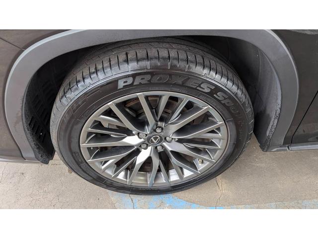 ＲＸ ＲＸ２００ｔ　Ｆスポーツ　ワンオーナー　サンルーフ　赤レザーパワーシートエアコン　３眼ＬＥＤ　ナビＴＶバックカメラ　パワーバックドア　ＥＴＣ２．０　ステアリングヒーター　ＨＵＤ（30枚目）