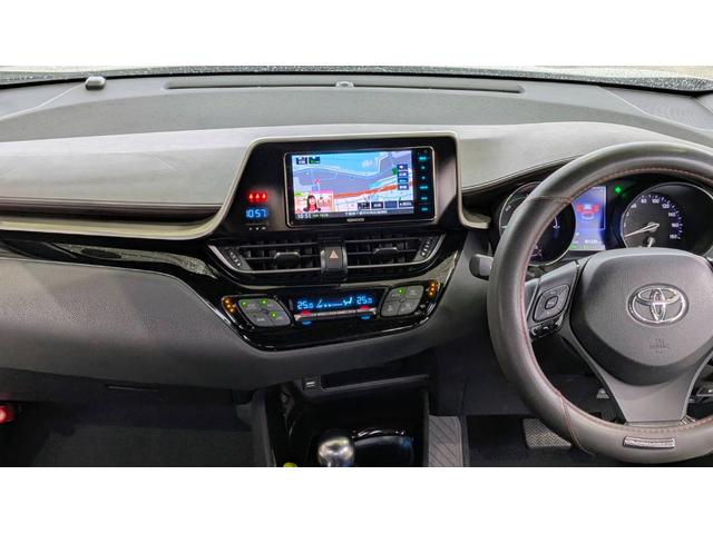 Ｃ－ＨＲ Ｇ　モデリスタエアロ　ナビＴＶバックカメラ　シートヒーター　ＬＥＤ　クルーズコントロール　オートライト　ステアリングスイッチ　ＵＳＢ　ＥＴＣ　スマートキー　プッシュスタート（12枚目）