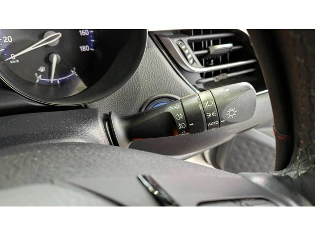 Ｃ－ＨＲ Ｇ　モデリスタエアロ　ナビＴＶバックカメラ　シートヒーター　ＬＥＤ　クルーズコントロール　オートライト　ステアリングスイッチ　ＵＳＢ　ＥＴＣ　スマートキー　プッシュスタート（19枚目）