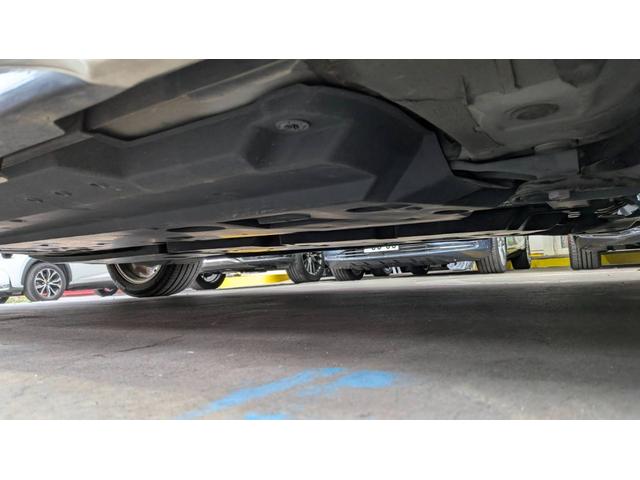 Ｃ－ＨＲ Ｇ　モデリスタエアロ　ナビＴＶバックカメラ　シートヒーター　ＬＥＤ　クルーズコントロール　オートライト　ステアリングスイッチ　ＵＳＢ　ＥＴＣ　スマートキー　プッシュスタート（31枚目）