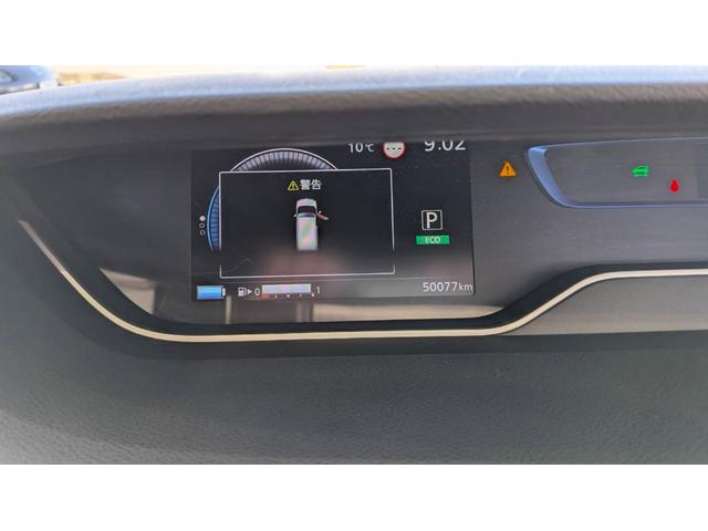 セレナ ｅ－パワー　ハイウェイスターＶ　ナビＴＶアラウンドビューフリップダウンモニター　両側パワースライドドア　デジタルインナーミラー　ＵＳＢ　ＥＴＣ　ドラレコ　ステアリングヒーター（12枚目）