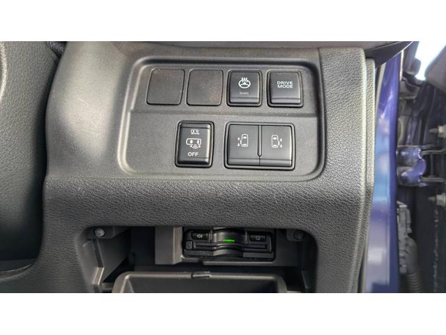 セレナ ｅ－パワー　ハイウェイスターＶ　ナビＴＶアラウンドビューフリップダウンモニター　両側パワースライドドア　デジタルインナーミラー　ＵＳＢ　ＥＴＣ　ドラレコ　ステアリングヒーター（17枚目）