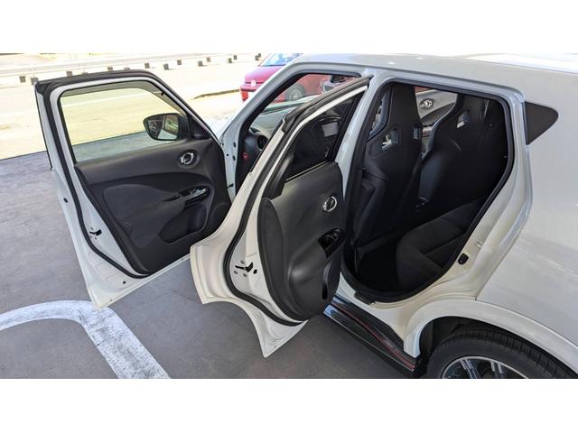 ジューク ニスモ RS 4WD ナビTVパノラミックビューモニター ドラレコ ETC 18インチアルミホイール オートライト(21枚目)