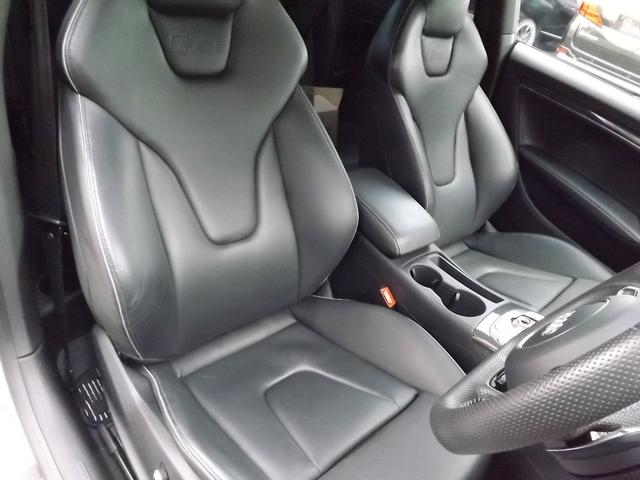 4WD/Navi/CD/AW/No-accidents/LeatherSeat/PowerSeat/BackCamera