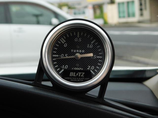 ステージア ２５ｔ　ＲＳ　Ｖ　プライムエディション　５ＭＴ載替　車高調　ＨＰＩ前置きＩＣ　社外デュアルマフラー　ＢＬＩＴＺエアクリ　ＢＬＩＴＺブーコン　スタンスマジック１８インチ　パワーシート　社外ステアリング　カロッツェリアナビ　Ｂｌｕｅｔｏｏｔｈ（15枚目）