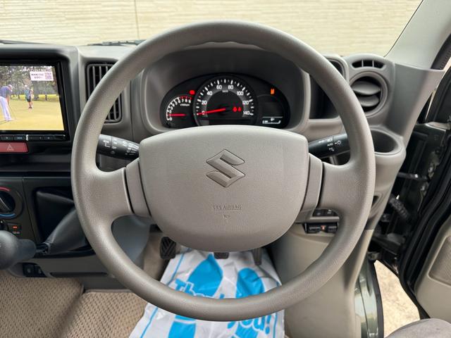 エブリイ ジョイン　ユーザー買取車　４ＷＤ　５ＭＴ　デュアルカメラブレーキサポート　カロッツェリアナビ　バックカメラ　ＴＶ　Ｂｌｕｅｔｏｏｔｈ　パーキングソナー　オートライト　フォグランプ　キーレス　ＥＴＣ（3枚目）