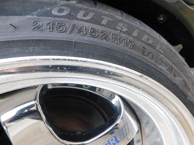 ローレル メダリスト　純正グリーン全塗装済　５ＭＴ換装　ＲＢ２０ＤＥＴエンジン　前後ホイール違い１７インチ　社外オーディオ　社外車高調　ＭＯＭＯステアリング　社外マフラー（47枚目）