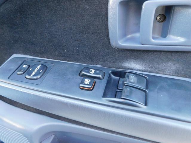 ハイラックススポーツピック エクストラキャブ ローダウン ハードトノカバー メッキ16インチホイール BFグッドリッチタイヤ ケンウッドナビ 地デジ バックカメラ ETC シートカバー 社外ステアリング(40枚目)