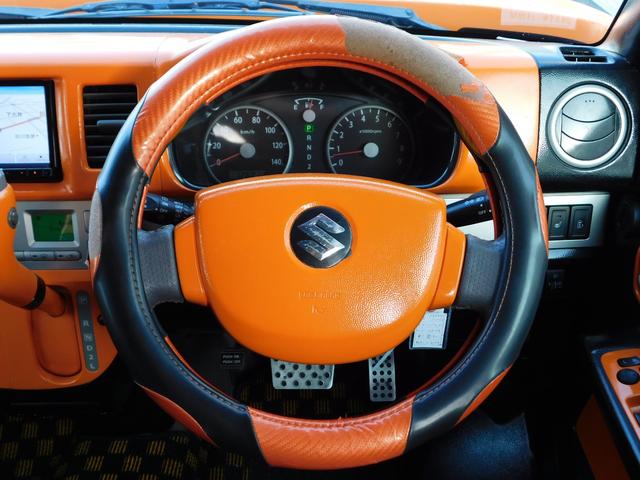 エブリイワゴン ＰＺターボスペシャル　４ＷＤ　ターボ　アーリーバス仕様　内外装ブラックオレンジツートン　メッキホイールキャップ　両側パワスラ　カロッツェリアナビ　バックカメラ　ＴＶ　Ｂｌｕｅｔｏｏｔｈ　ＥＴＣ　シートヒーター　キーレス（3枚目）