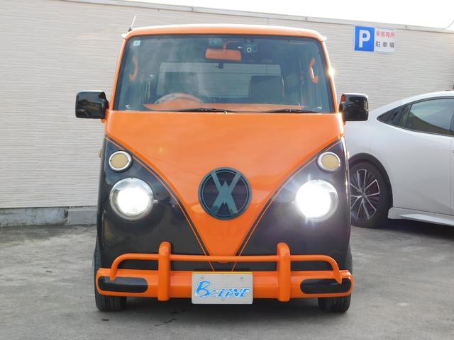 エブリイワゴン ＰＺターボスペシャル　４ＷＤ　ターボ　アーリーバス仕様　内外装ブラックオレンジツートン　メッキホイールキャップ　両側パワスラ　カロッツェリアナビ　バックカメラ　ＴＶ　Ｂｌｕｅｔｏｏｔｈ　ＥＴＣ　シートヒーター　キーレス（5枚目）