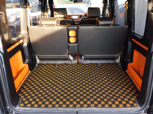 エブリイワゴン ＰＺターボスペシャル　４ＷＤ　ターボ　アーリーバス仕様　内外装ブラックオレンジツートン　メッキホイールキャップ　両側パワスラ　カロッツェリアナビ　バックカメラ　ＴＶ　Ｂｌｕｅｔｏｏｔｈ　ＥＴＣ　シートヒーター　キーレス（37枚目）