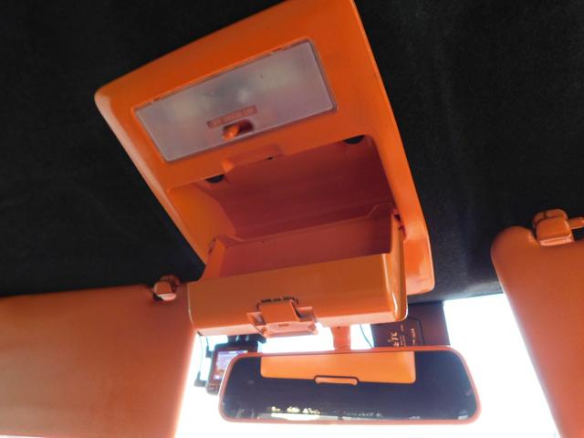 エブリイワゴン ＰＺターボスペシャル　４ＷＤ　ターボ　アーリーバス仕様　内外装ブラックオレンジツートン　メッキホイールキャップ　両側パワスラ　カロッツェリアナビ　バックカメラ　ＴＶ　Ｂｌｕｅｔｏｏｔｈ　ＥＴＣ　シートヒーター　キーレス（49枚目）