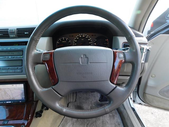 クラウン アスリートＶ　５ＭＴ換装　社外フルエアロ　ＳＴ－ＧＡＲＡＧＥ車高調　前置きＩＣ　社外マフラー　ＢＲＩＤＥシート　社外１７インチＡＷ　カロッツェリアナビ　ＴＶ　Ｂｌｕｅｔｏｏｔｈ（3枚目）