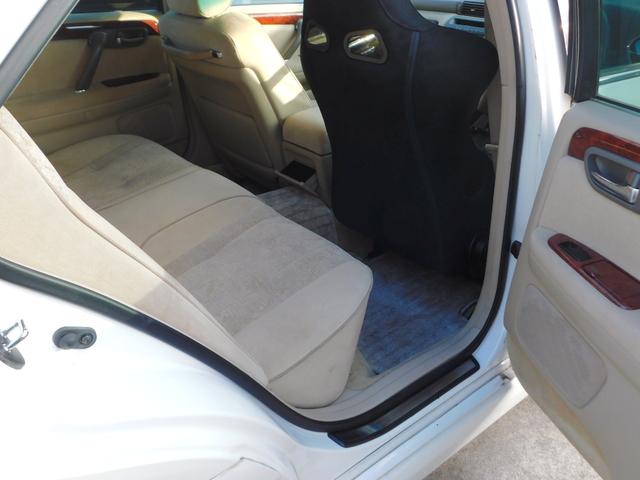 クラウン アスリートＶ　５ＭＴ換装　社外フルエアロ　ＳＴ－ＧＡＲＡＧＥ車高調　前置きＩＣ　社外マフラー　ＢＲＩＤＥシート　社外１７インチＡＷ　カロッツェリアナビ　ＴＶ　Ｂｌｕｅｔｏｏｔｈ（32枚目）