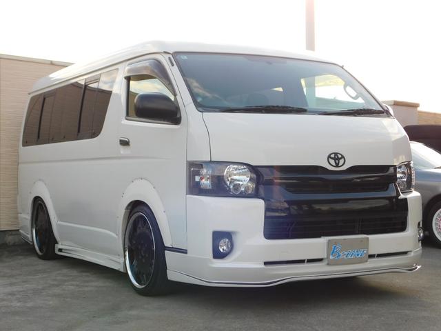 ハイエースワゴン GL 社外フルエアロ ローダウン 社外20インチAW オーバーフェンダー パワースライド ナビ バックカメラ TV Bluetooth シートカバー 社外マフラー 社外テール ETC(4枚目)