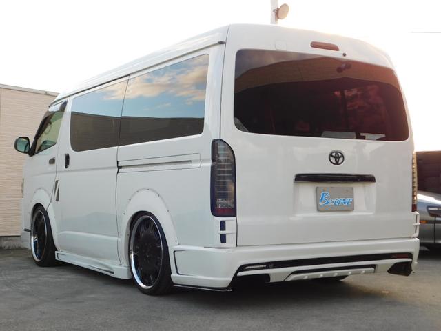 ハイエースワゴン GL 社外フルエアロ ローダウン 社外20インチAW オーバーフェンダー パワースライド ナビ バックカメラ TV Bluetooth シートカバー 社外マフラー 社外テール ETC(9枚目)