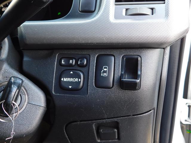 ハイエースワゴン GL 社外フルエアロ ローダウン 社外20インチAW オーバーフェンダー パワースライド ナビ バックカメラ TV Bluetooth シートカバー 社外マフラー 社外テール ETC(14枚目)