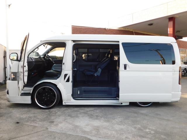 ハイエースワゴン GL 社外フルエアロ ローダウン 社外20インチAW オーバーフェンダー パワースライド ナビ バックカメラ TV Bluetooth シートカバー 社外マフラー 社外テール ETC(23枚目)