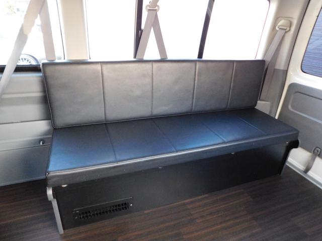 ハイエースワゴン GL 社外フルエアロ ローダウン 社外20インチAW オーバーフェンダー パワースライド ナビ バックカメラ TV Bluetooth シートカバー 社外マフラー 社外テール ETC(33枚目)