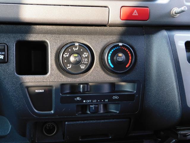 ハイエースワゴン GL 社外フルエアロ ローダウン 社外20インチAW オーバーフェンダー パワースライド ナビ バックカメラ TV Bluetooth シートカバー 社外マフラー 社外テール ETC(47枚目)